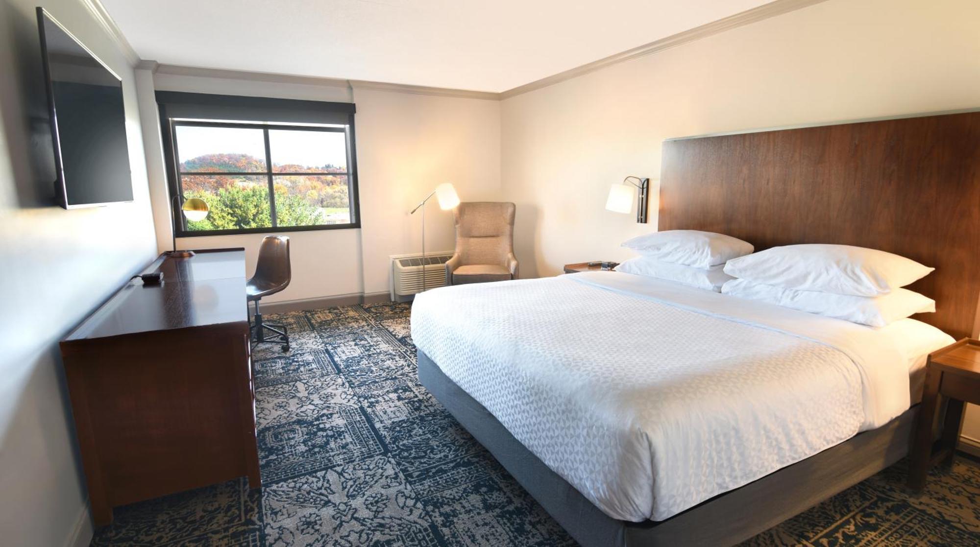 Four Points By Sheraton York Exterior photo
